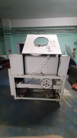 Тестомес с Z-образными лопастями