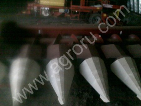 Жатка для уборки кукурузу ППК-61-01