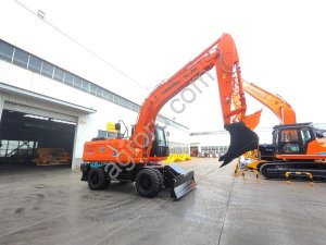 Колёсный экскаватор LONKING CDM6210W