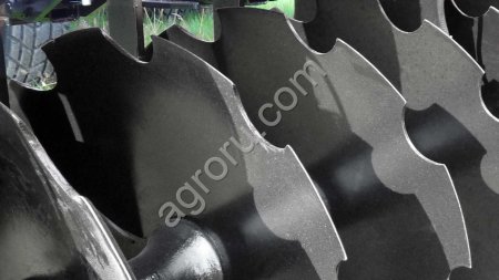 Тяжелая X-образная дисколаповая борона c гидравлически складываемой рамой TINEMASTER,Quivogne