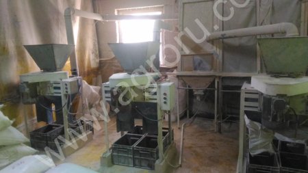 Дробильно-крупоотделяющая машина