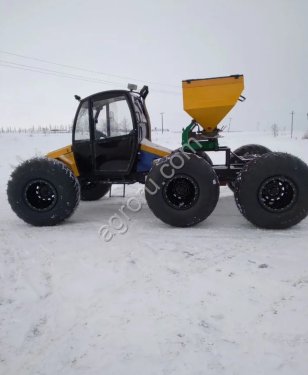 Самоходный опрыскиватель Легкий
