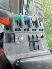 Трактор New Holland TJ 480