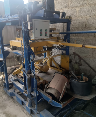 Станок полуавтоматический по производству блока