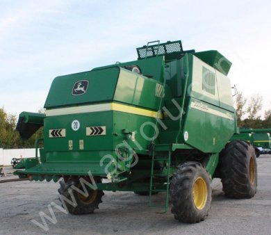 Комбайн John Deere 1550 CWS