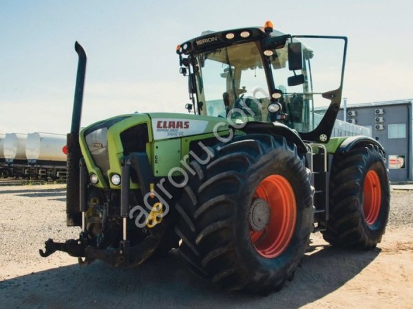 Трактор Claas XERION