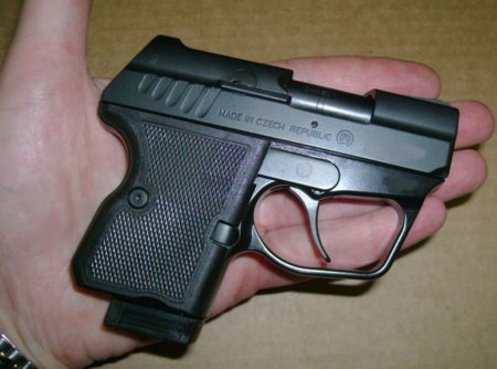 В Дагестане при попытке купить водку убиты три человека