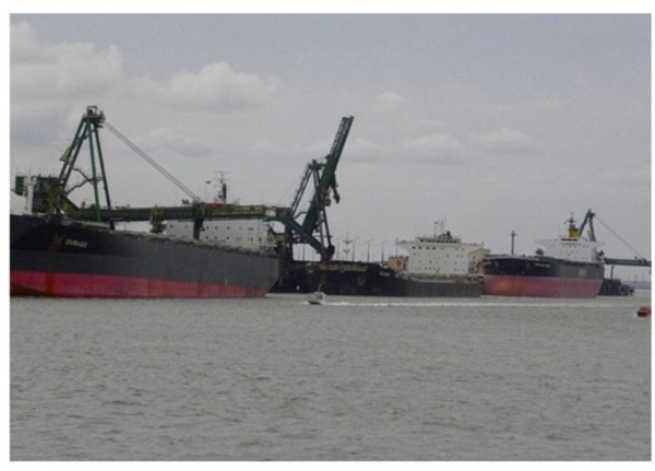 Австралийские рыболовы требуют отчета о развитии рыболовецких портов