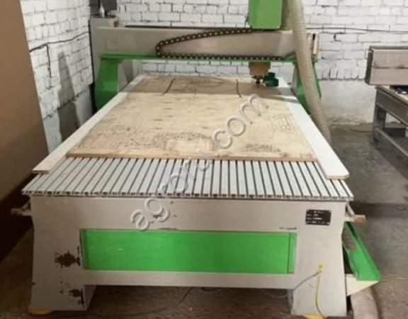 Фрезерный станок с ЧПУ RJ1325 RUIJIE