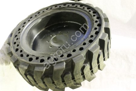 шины цельнолитые 33х12-20 для бобкэт