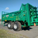 Машина для внесения твердых органических удобрений МТУ-18