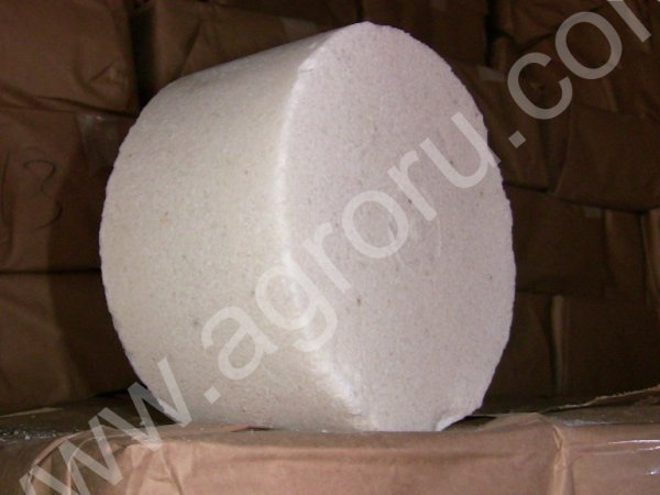 Соль кормовая брикетированная (Лизунец)