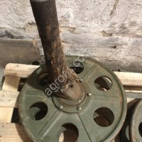 8.31.040-1 МТЛБ КОЛЕСО В СБОРЕ С ОСЬЮ