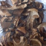 Белый гриб сушеный. Лисичка сушеная