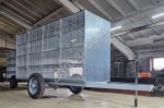 Тракторный прицеп для перевозки крупной птицы