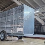 Тракторный прицеп для перевозки крупной птицы