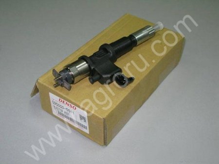 Форсунка в сборе ISUZU/HITACHI