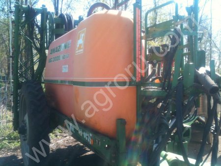 Опрыскиватель Amazone UG 3000 Nova