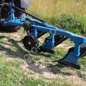 Плуг Палехагромаш 3-х корпусной 3x35