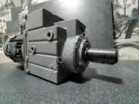 Мотор-редуктор Lenze модель EN, новый