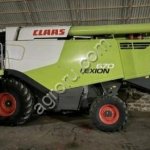 Зерноуборочный комбайн Claas Lexion.