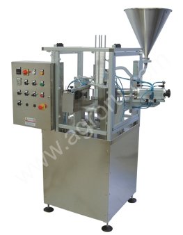 Фасовочно-укупорочная машина RPC mini для йогурта, кефира, сметаны и других пастообразных продуктов