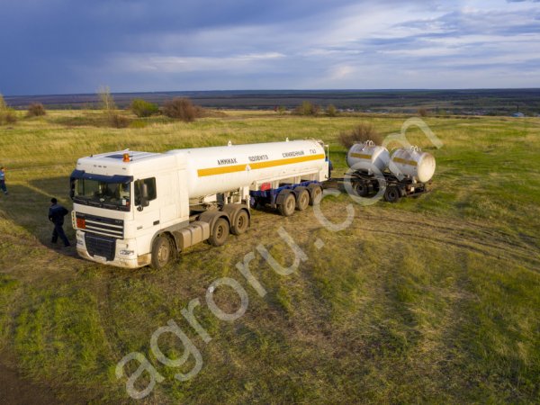 Безводный аммиак в почву в качестве азотного удобрения