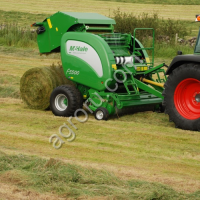 Пресс-подборщик McHale F5500