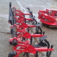 Ежи и окучник для прополки и удаления сорняка