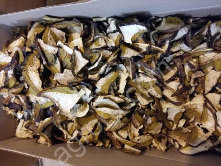 Грибы белые боровые сушеные 3-й сорт.