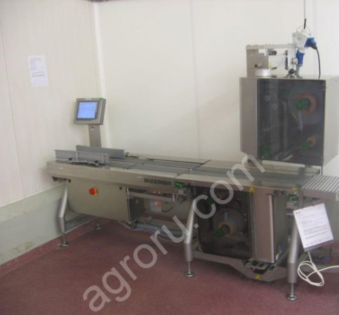 Автоматический весовой этикетировочный комплекс Bizerba GLMi 100.