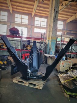 Пересадчик деревьев WM1 для минипогрузчиков