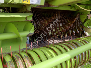 Пресс подборщик Class Rollant 255