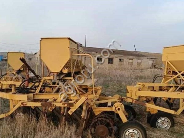 Стерневая сeялка скп-2,1 сцепка