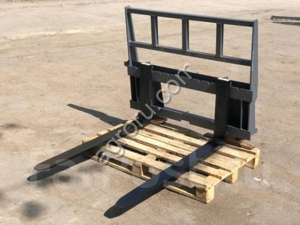 Вилы паллетные для Bobcat