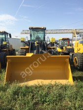 Фронтальный погрузчик XCMG LW550RU