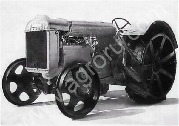 История: Наша первая статья сошла с конвейера...