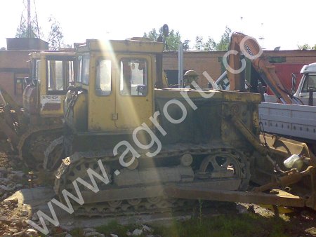 бульдозер гусеничный ДЗ-110А-2