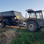 Кормосмеситель-раздатчик