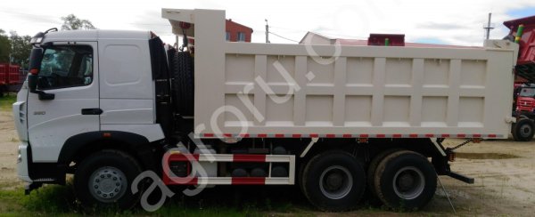 Самосвал 6×4 HOWO A7
