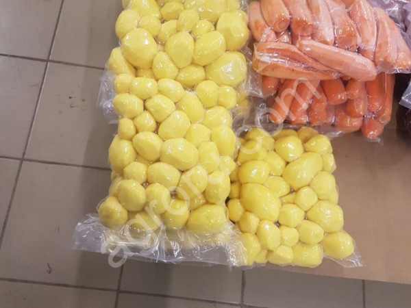 Овощи очищенные в вакуумной упаковке (картофель, лук, морковь, чеснок, свекла)