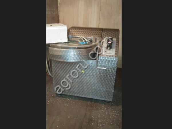 Открытый куттер Duker 60 L