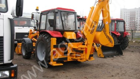 экскаватор-погрузчикАмкодор702ЕМ-03;Амкодор703М;ЭО-2626
