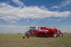 Сеялка NO-TILL (НОУТИЛ) универсальная CRUCCIANELLI NUEVA PIONERA 3326