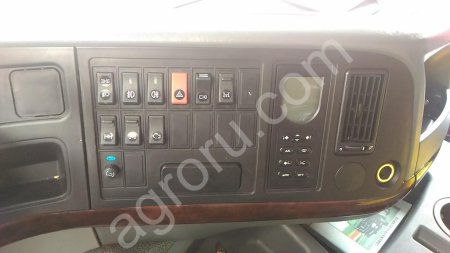 Самосвал 6×4 HOWO ZZ3327N3847E