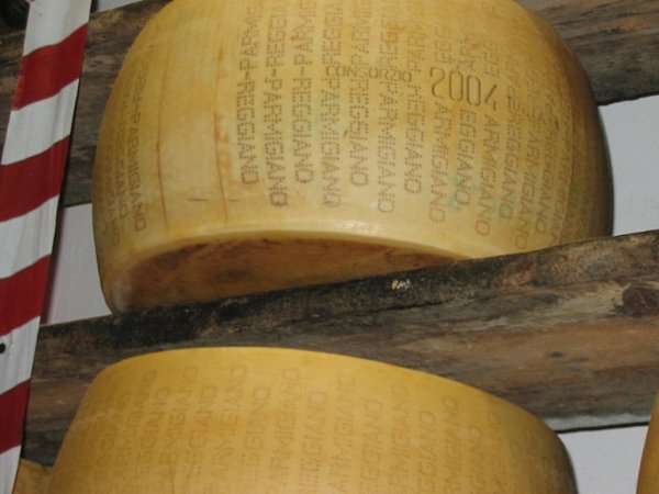 Эстония: потребление свежего сыра выросло в декабре на 47%