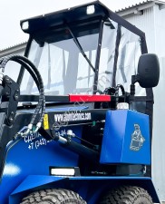 Мощный мини погрузчик - экскаватор АТ-350М!