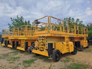 самоходный дизельный подъёмник ножничного типа Haulotte H15 SX , бу , c НДС - В наличии .