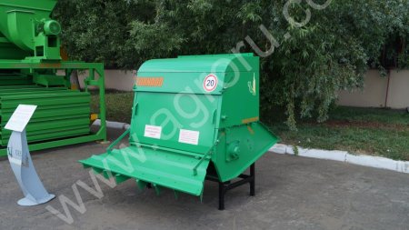 Измельчитель разбрасыватель соломы на комбайны Дон, Нива.