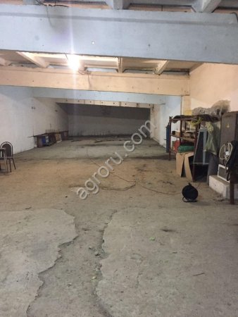 База агрохимии с весами, цехом и резервуарами